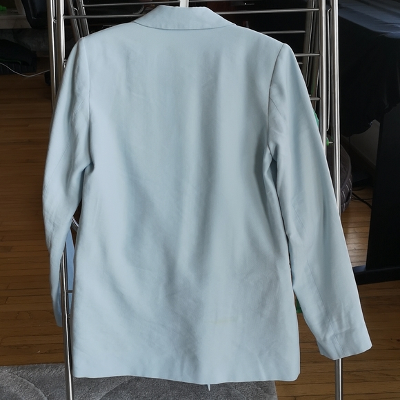 H&M blazer in baby blue - Picture 3 of 6